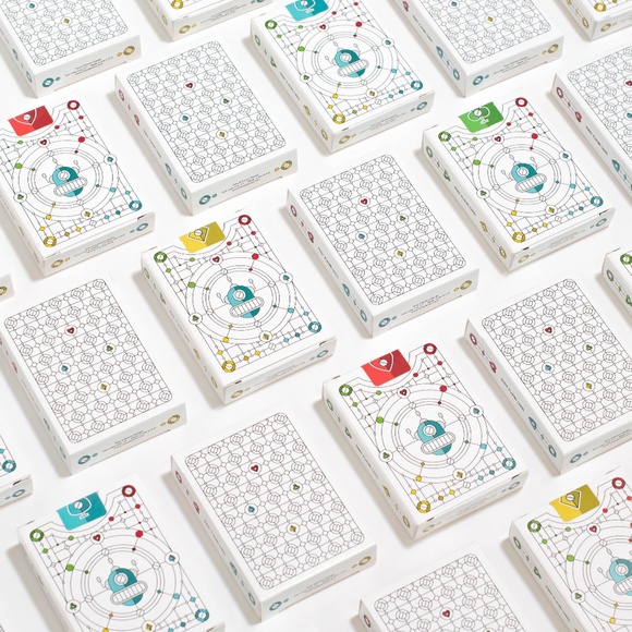 Futuristic robot themed playing cards - Picture 5 of 14